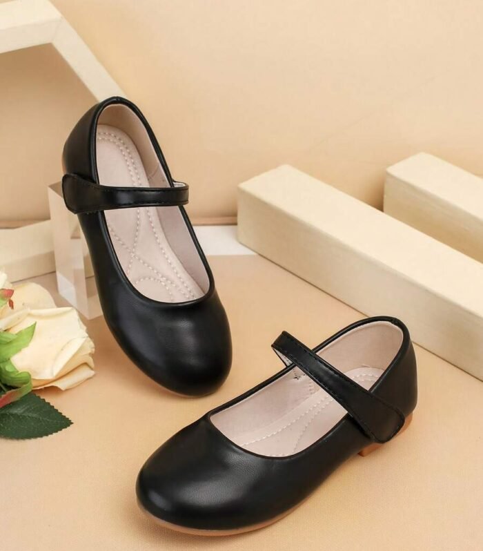 girls’ casual flat shoes
